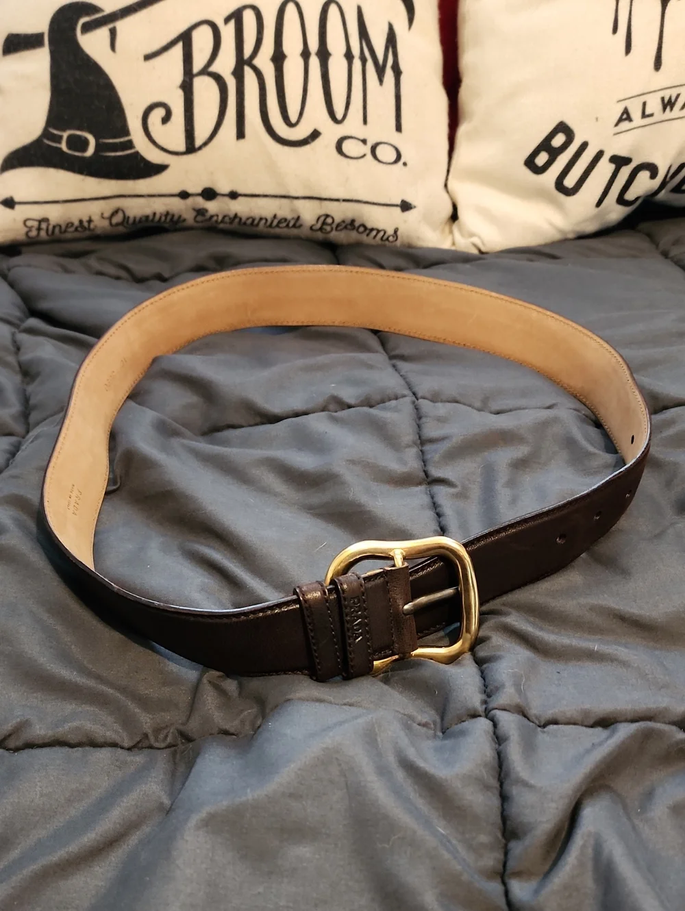 Authentic PRADA Dark Brown Leather Buckle Belt Size Medium Italy NICE